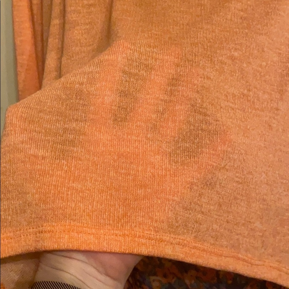 Orange Floral Top🍊 - Picture 3 of 5